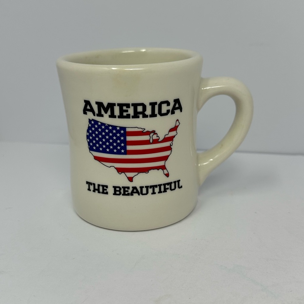 Waffle House 2012 America The Beautiful Patriotic Diner Coffee Tea Mug Cup W7
